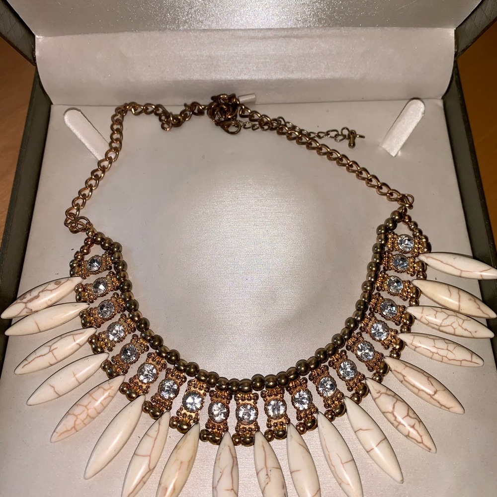 Necklace - Picture 4 of 4